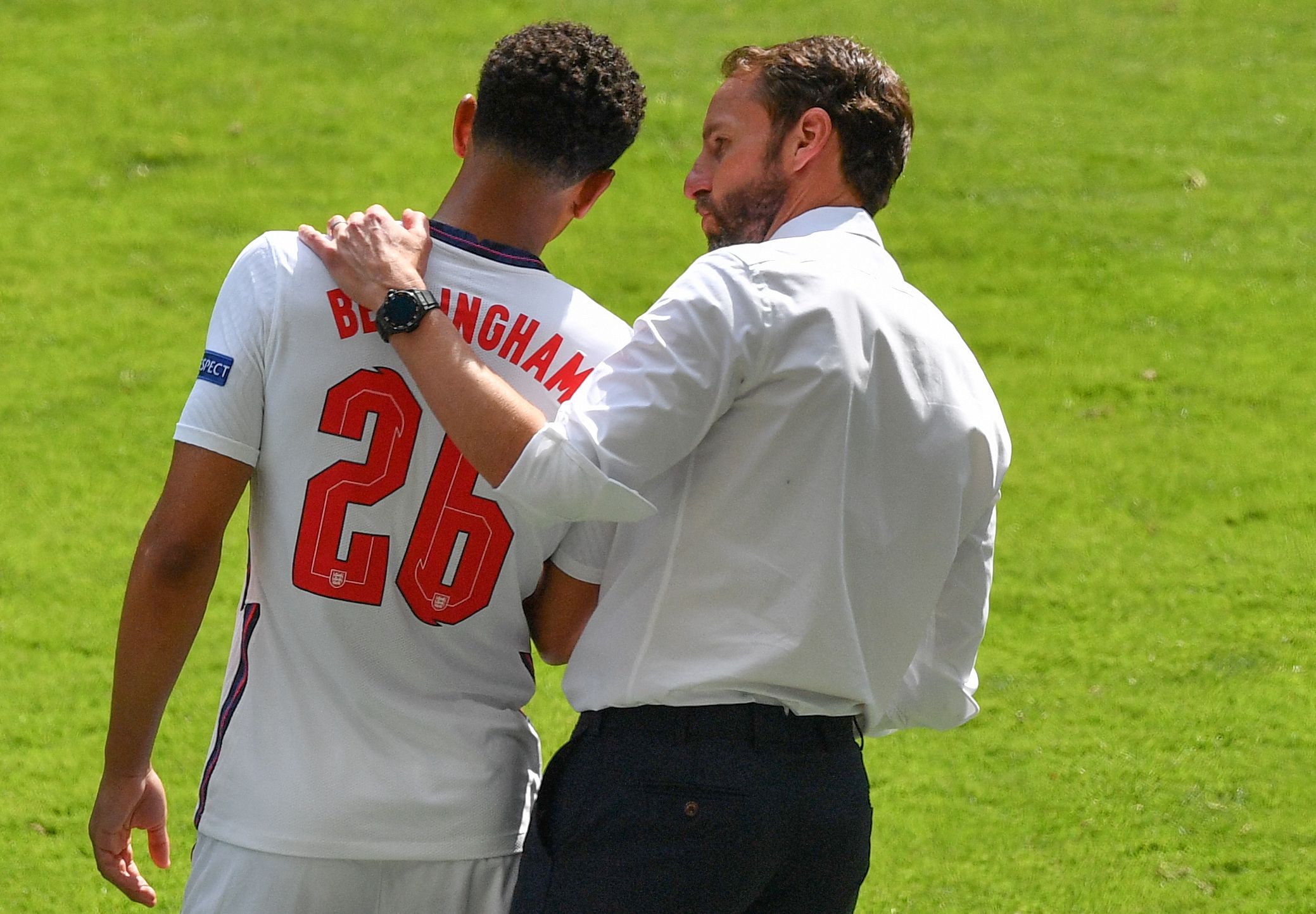 随着马刺两连胜，快船逆转，西部最新排行榜出炉，快船剑指前10