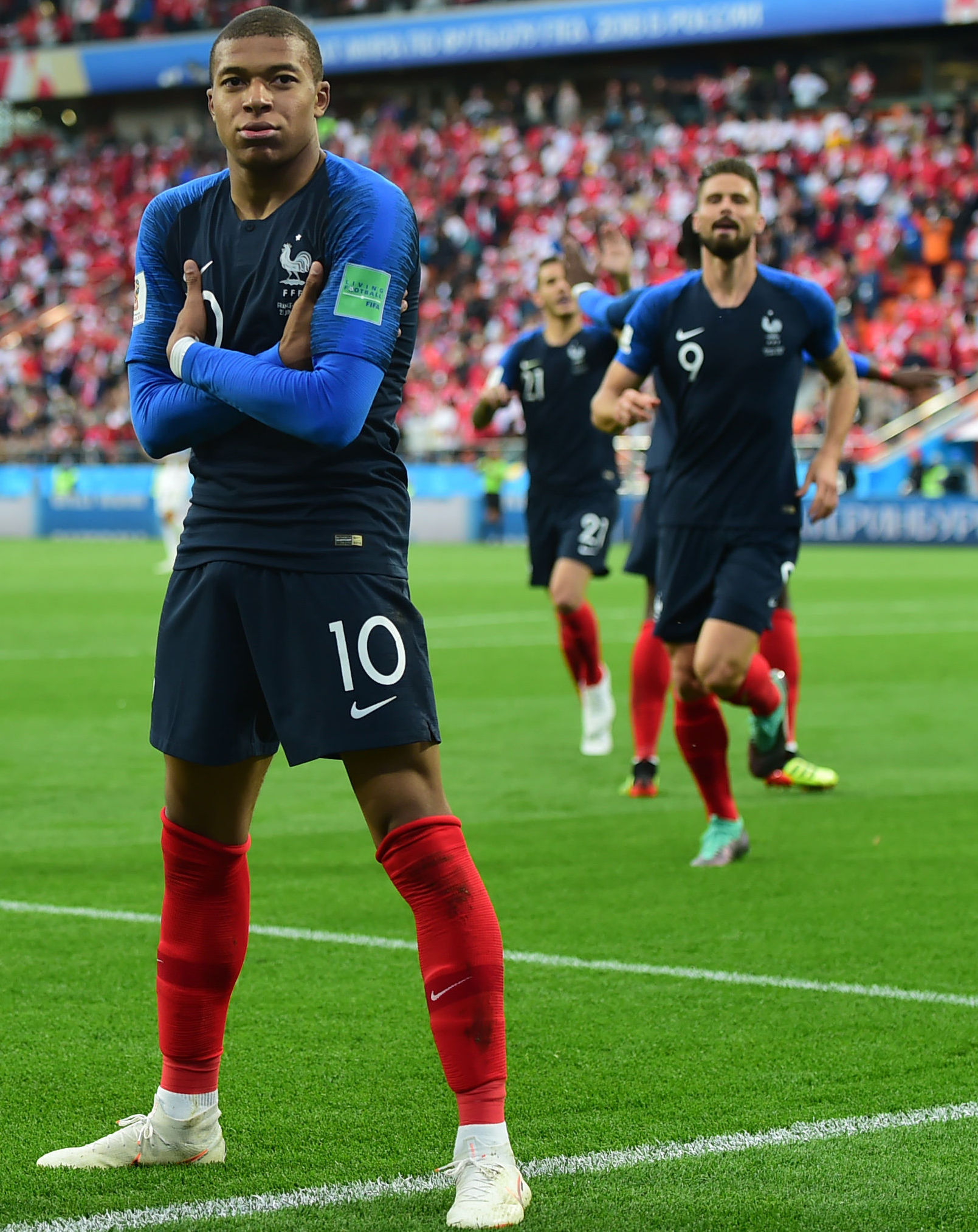 《遗物：第一守护者》新预告 感受奇幻世界乐趣