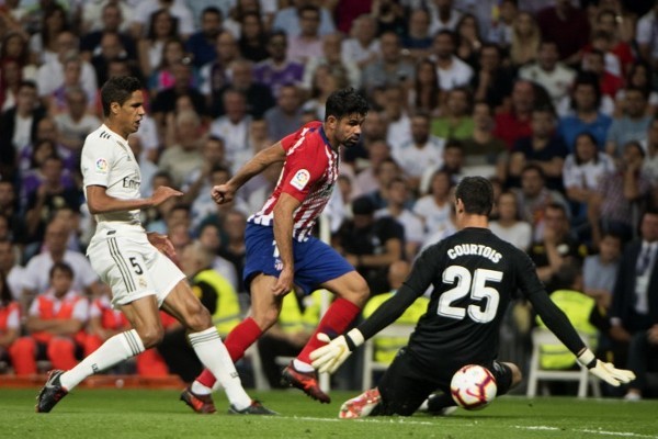 轰27分+7记三分！中国男篮20岁2米06新星闪耀NCAA：生涯最佳一战