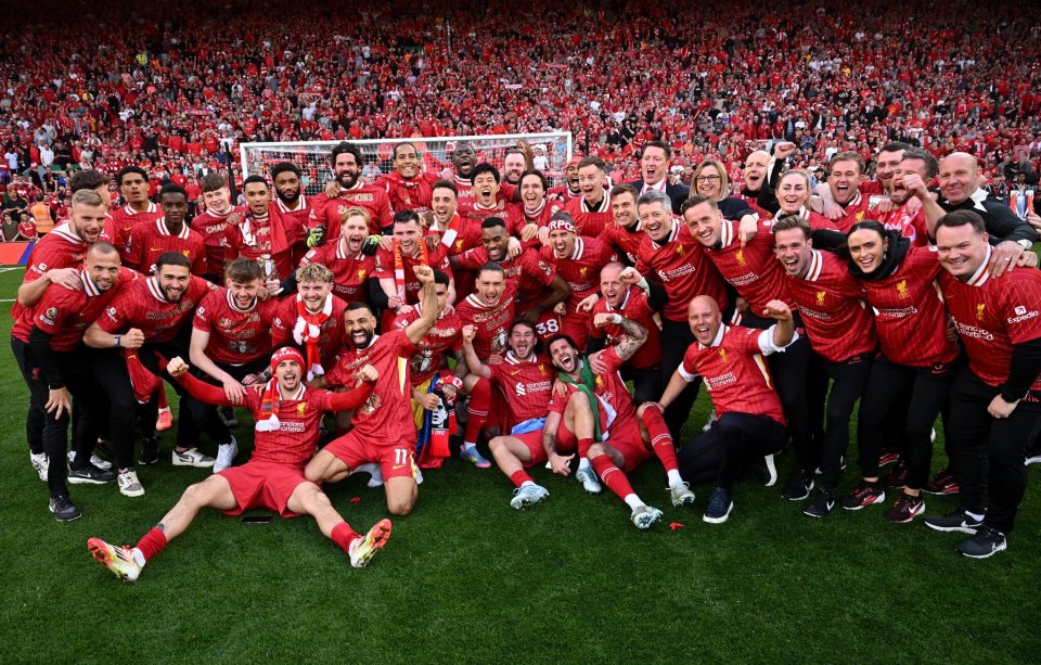 米哈游半夜气得睡不着，《绝区零》内部资料遭内鬼“爆破”